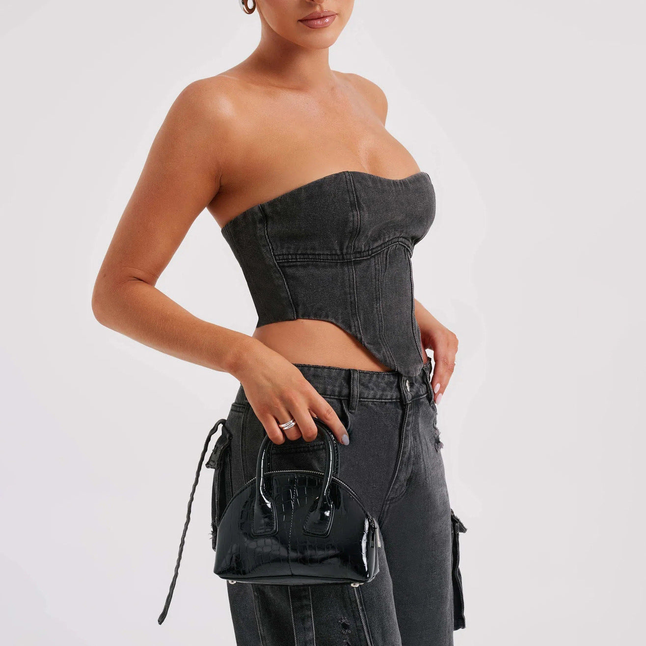 Stylish Low Waist Tube Top and Pocket Stitching Jeans for Women