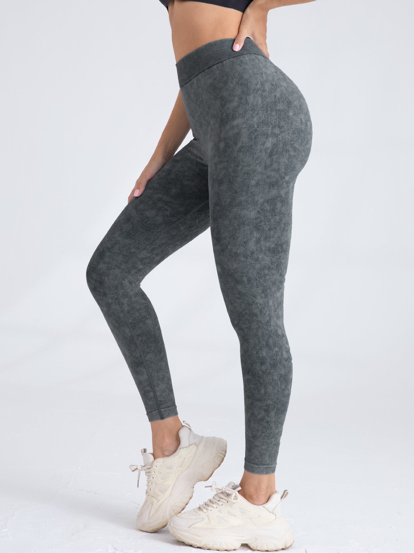 3-Pack Scrunch Butt V-Back Leggings | High Waist Yoga Pants