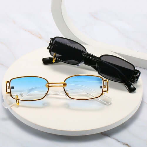 Chic Female Sunglasses with Matching Earrings: A Style Statement Set - HalleBeauty