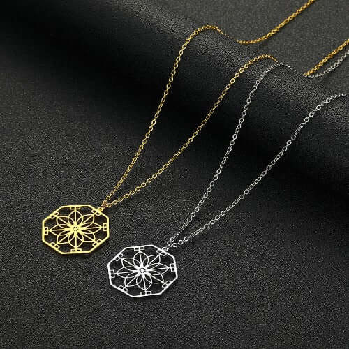 Mandala Flower Pendant Necklace: Spiritual Elegance-HalleBeauty