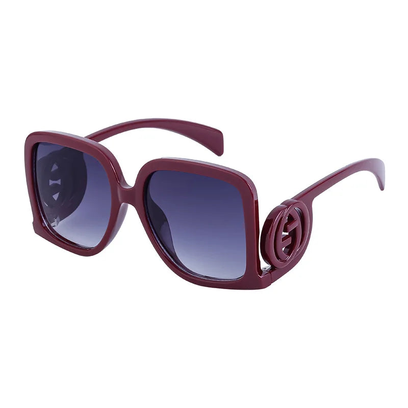 Women’s retro polygon sunglasses with color block splicing and UV400 luxury design