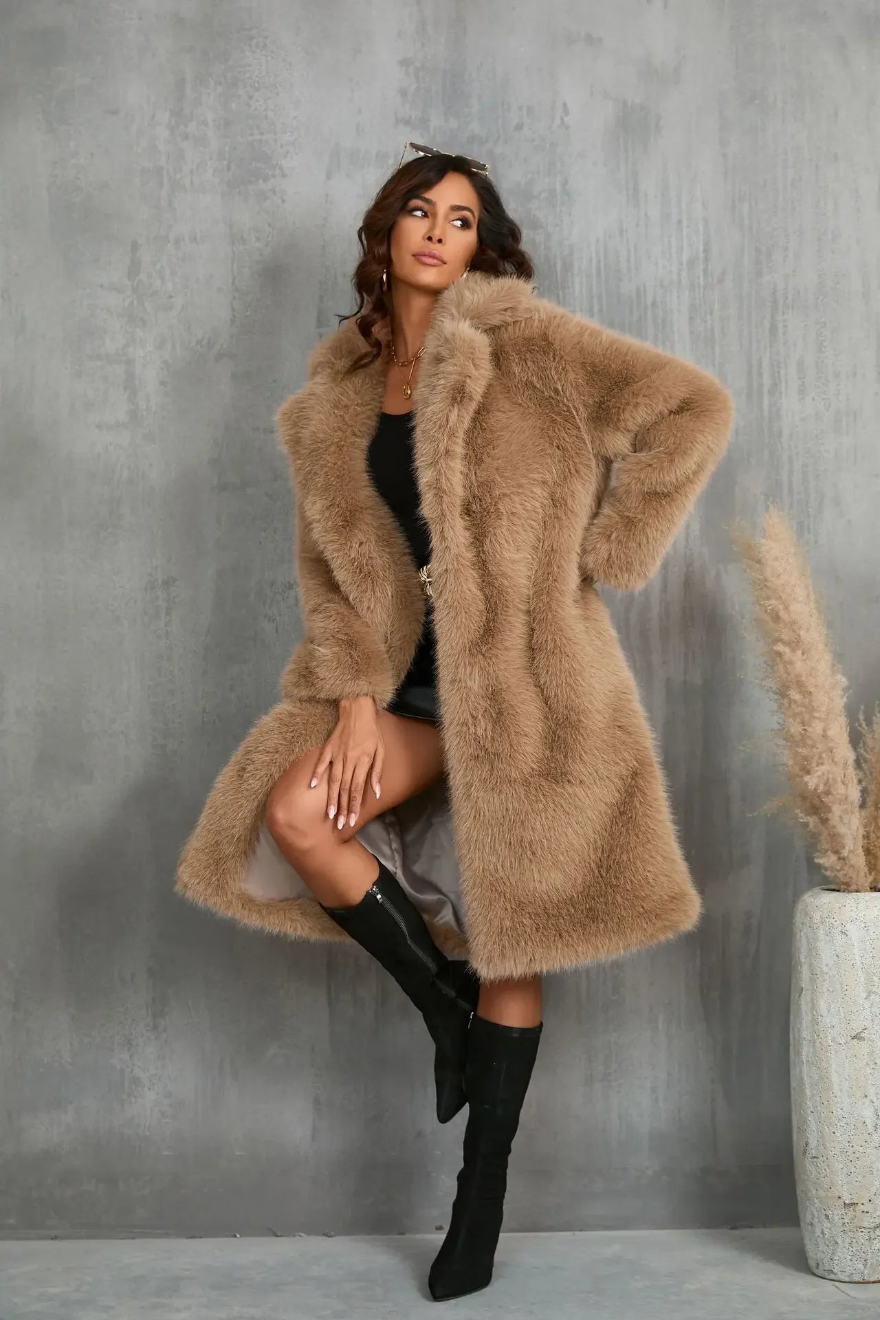 Women's Faux Fur Coat - Warm Long Sleeve Winter Jacket