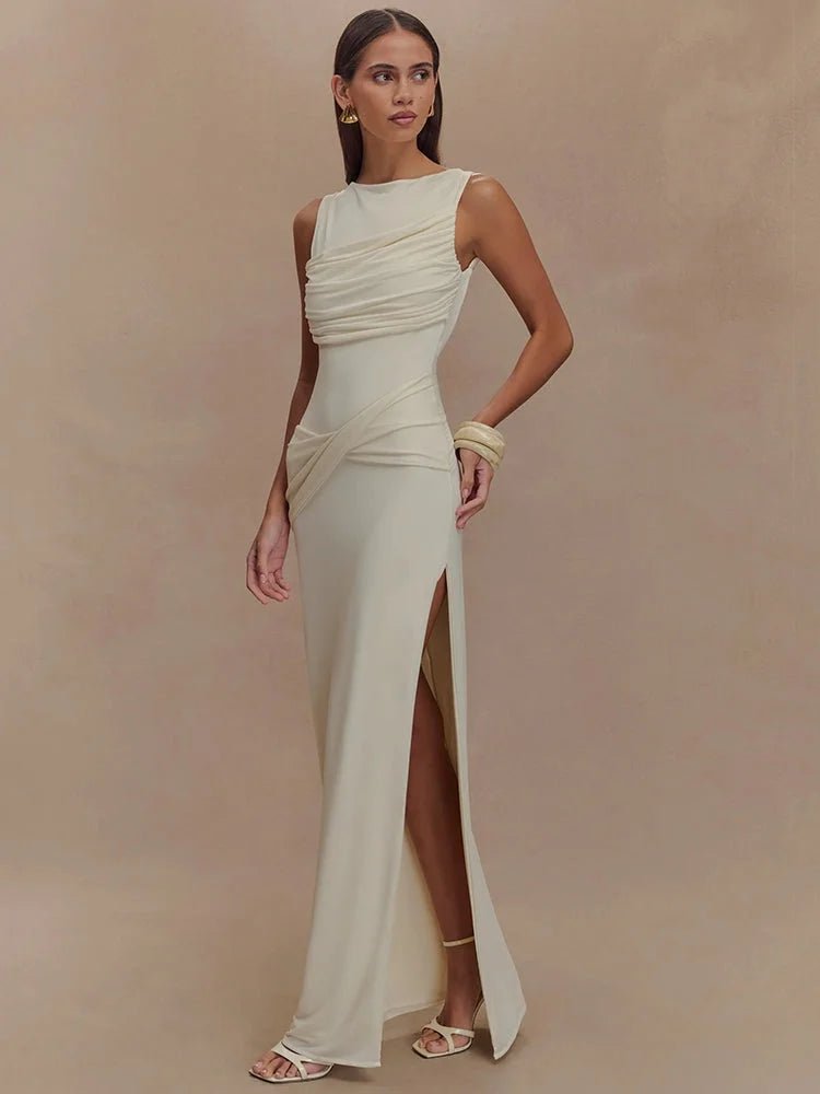 Backless Maxi Dress - Bold Elegance & Timeless Glam - HalleBeauty