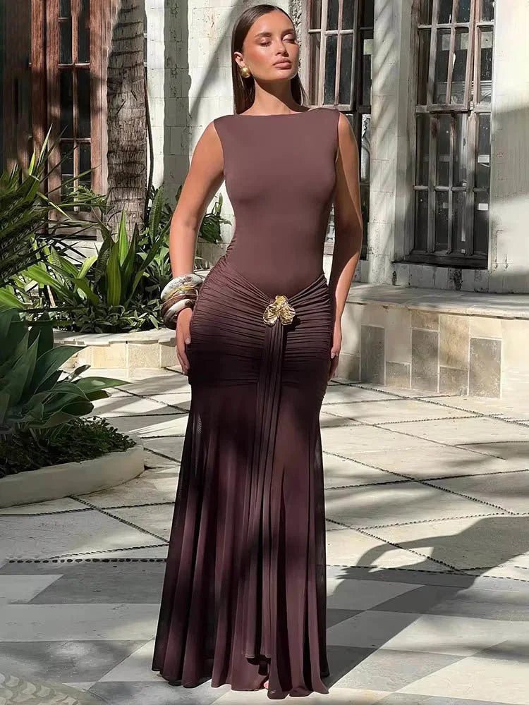 Backless Ruched Maxi Dress - HalleBeauty