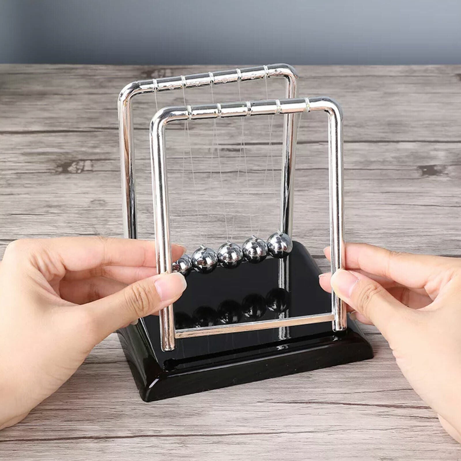 Newton's Cradle Balance Ball | Desk Decor & Educational Toy