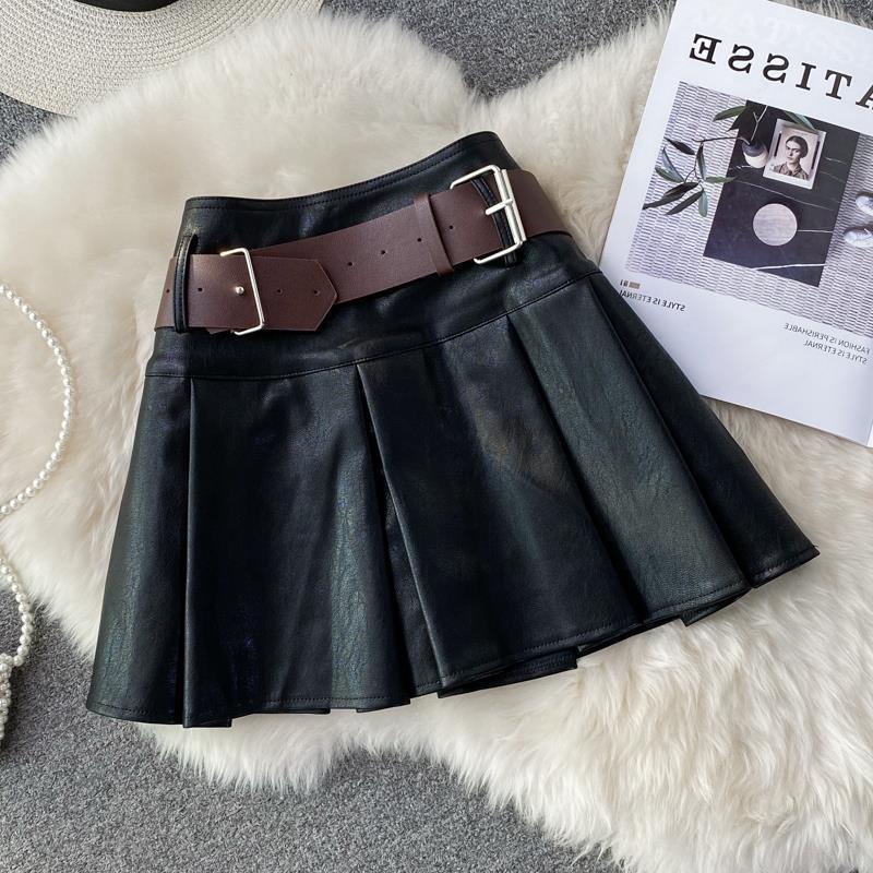 PU Pleated Mini Skirt in Red, Black or Brown | Hallebeauty