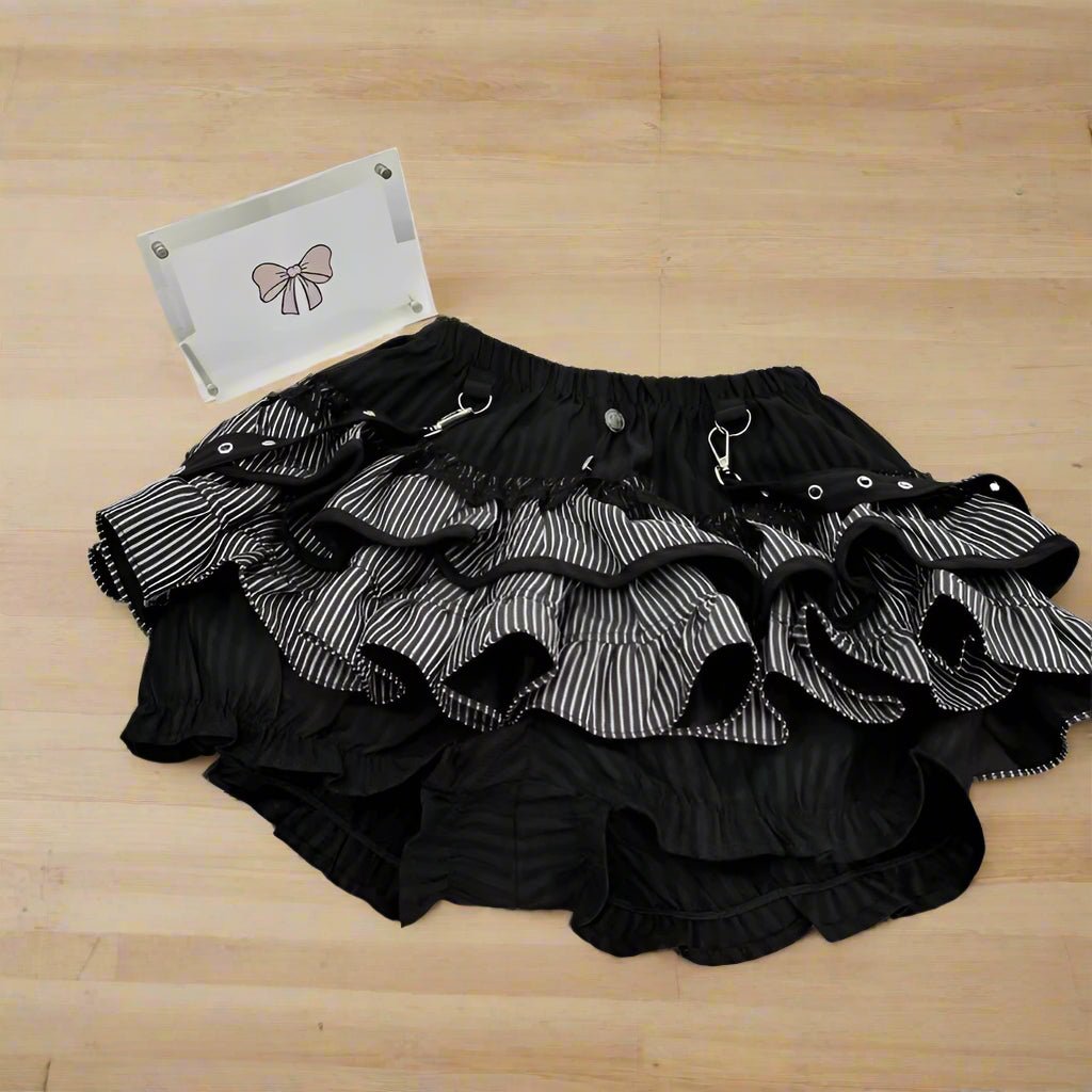 Kawaii Harajuku Mini Skirt - Vintage Lace Punk Style - HalleBeauty