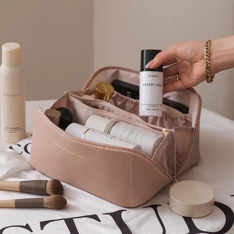 Large Travel Cosmetic Bag | Portable Makeup Organizer - HalleBeauty