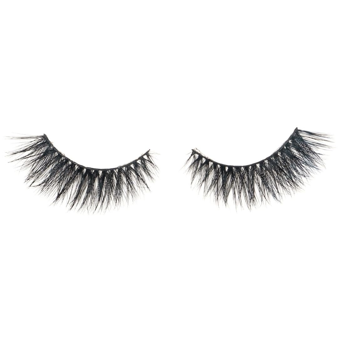 Lola 3D Mink Lashes - HalleBeauty