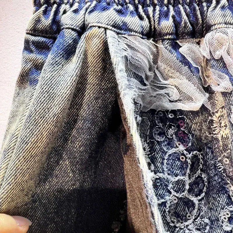 New Splicing Mesh Embroidery Sequins Elastic Waist Denim Wide Leg Shorts - HalleBeauty