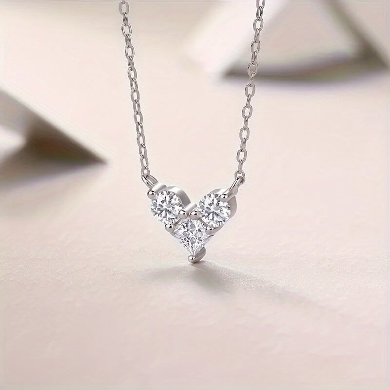 Sterling Silver Moissanite Heart Necklace - HalleBeauty