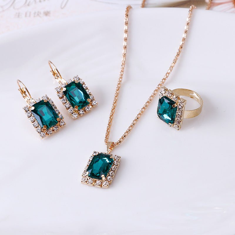 The Crystal Jewelry Set | Necklace, Earrings & Ring - HalleBeauty