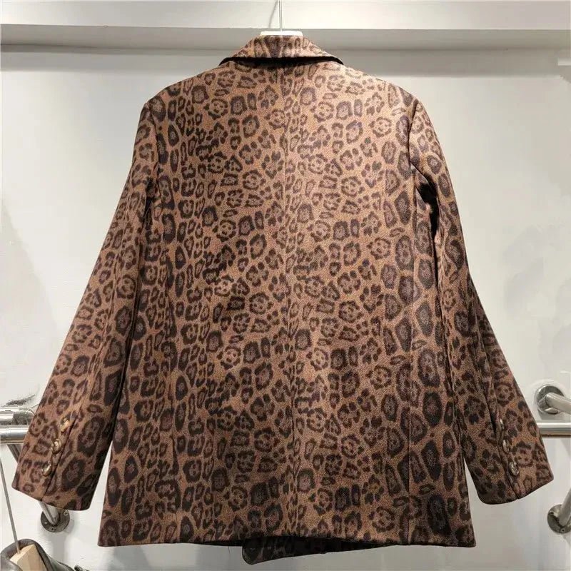 Trendy Women’s Leopard Print Blazer – Loose Fit, Lapel Jacket with Pockets - HalleBeauty