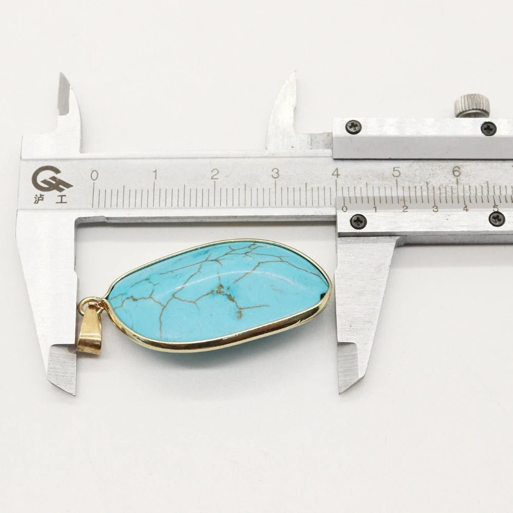 Turquoise Leaf Pendant Necklace for Women - Nature Jewelry Gift - HalleBeauty