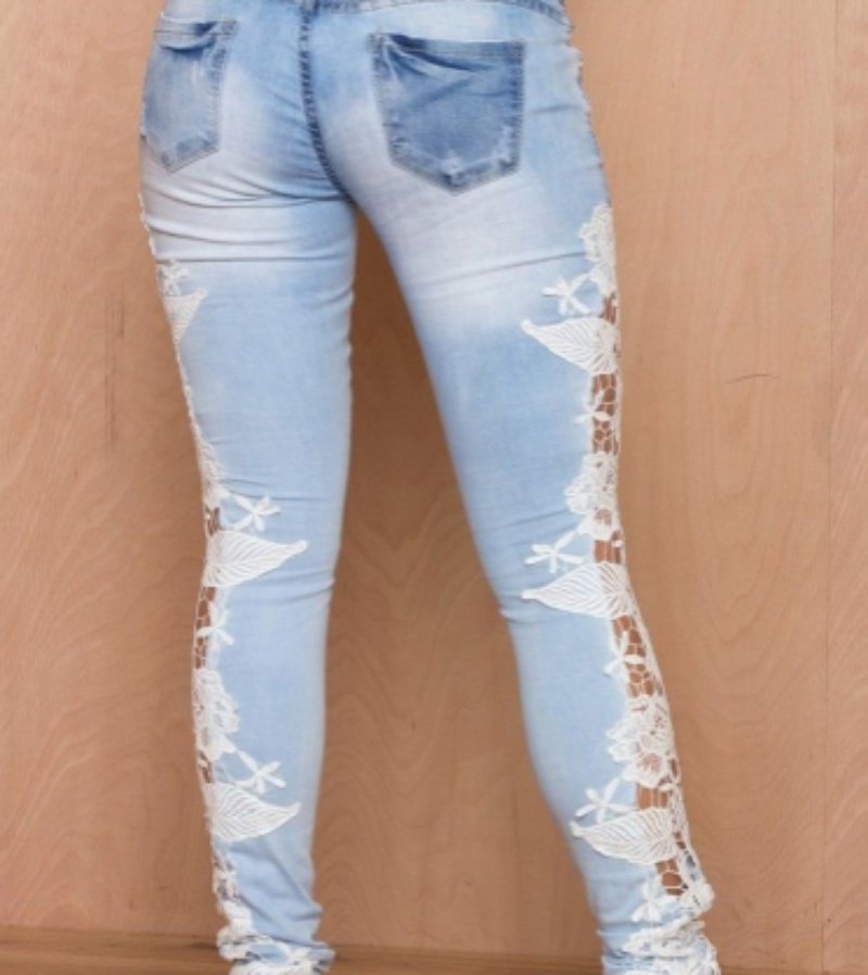 Luxury Lace Jeans for Women - Elegant & Stylish Denim Fashion - HalleBeauty
