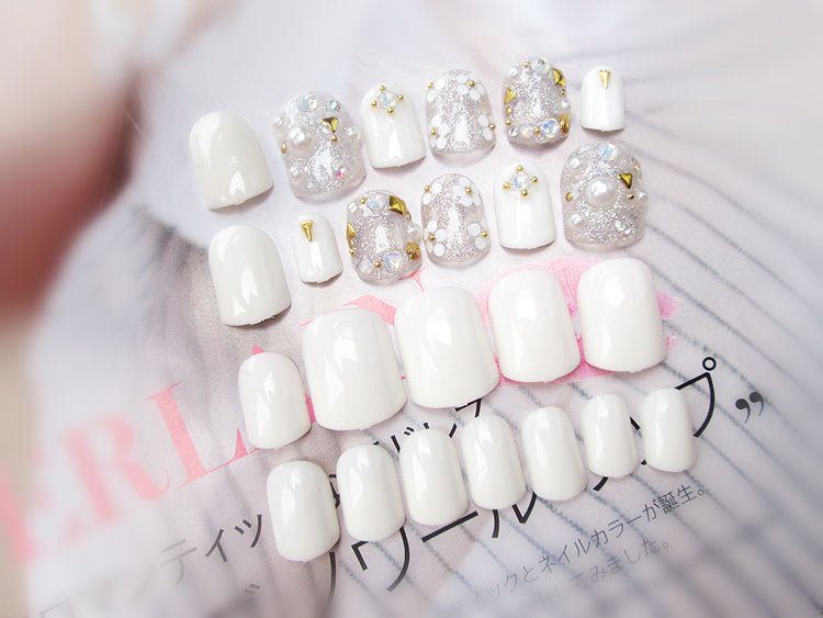 Magazine-Style Beautiful Bride Fake Nails: Finished Nail Art for Your Special Day - HalleBeauty