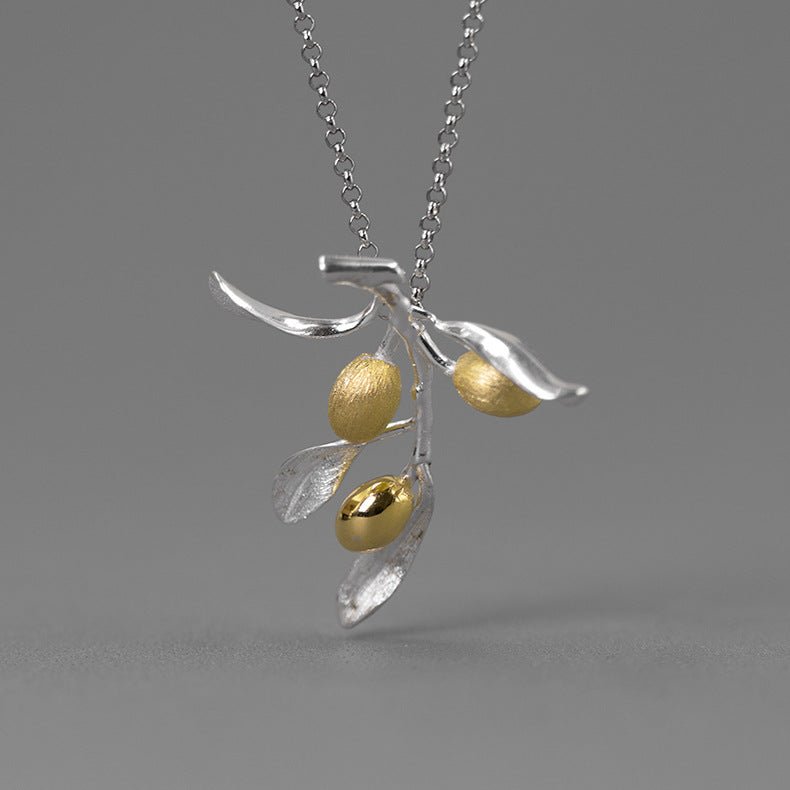 The Taste Of Love Pure Silver And Elegant Olive Branch Pendant Without Chain - HalleBeauty